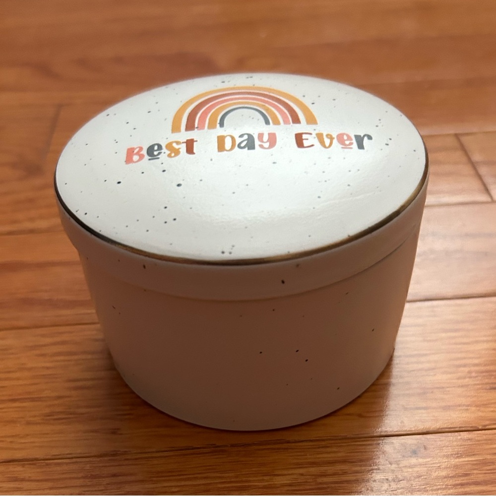 FREE w/ bundle NWOT Best Day Ever Trinket Jar